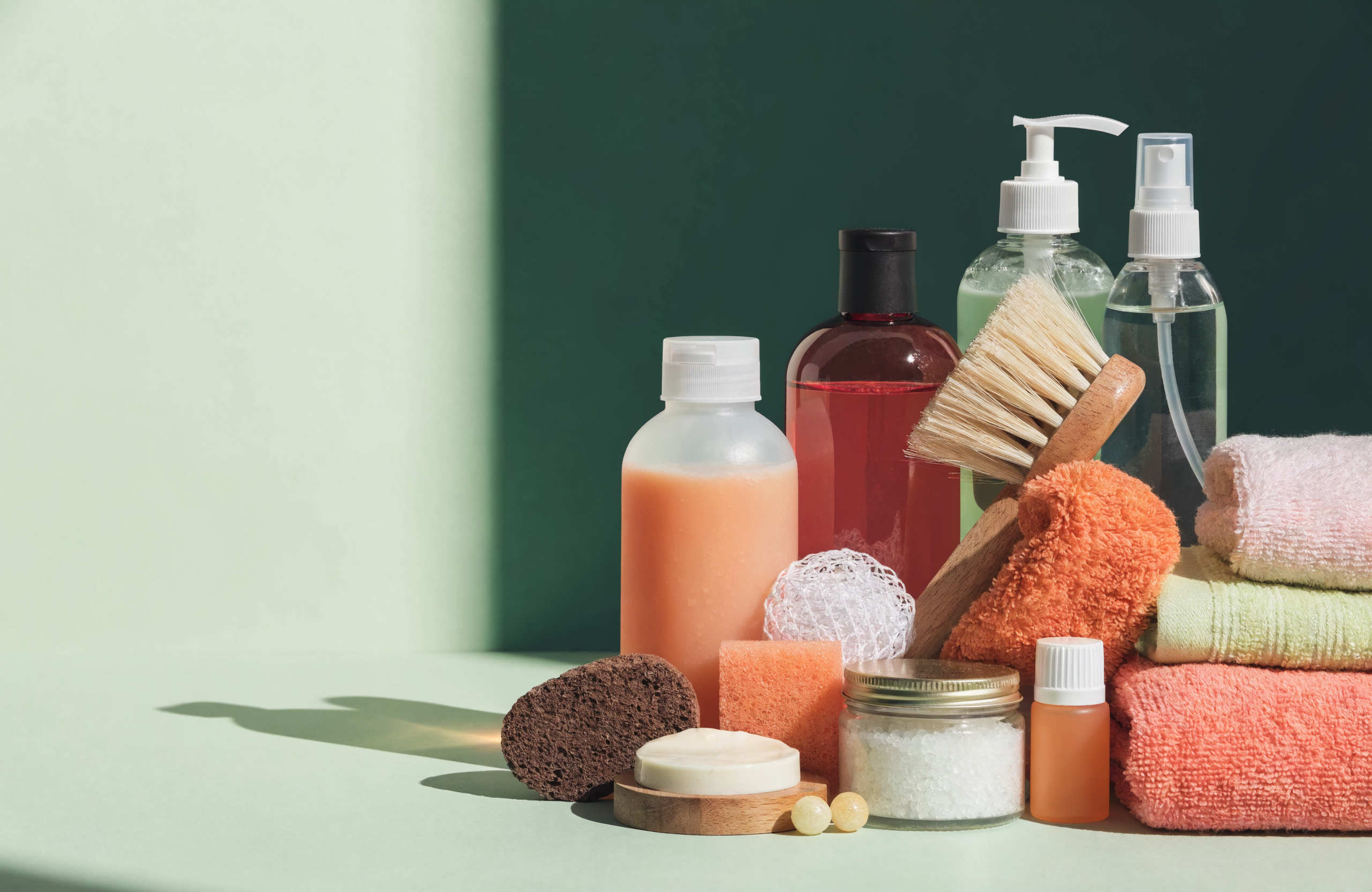 Продукти за хигиена, почистване и козметика